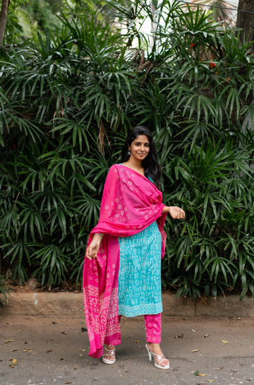 IM-Aparna Turquoise (XS Available)
