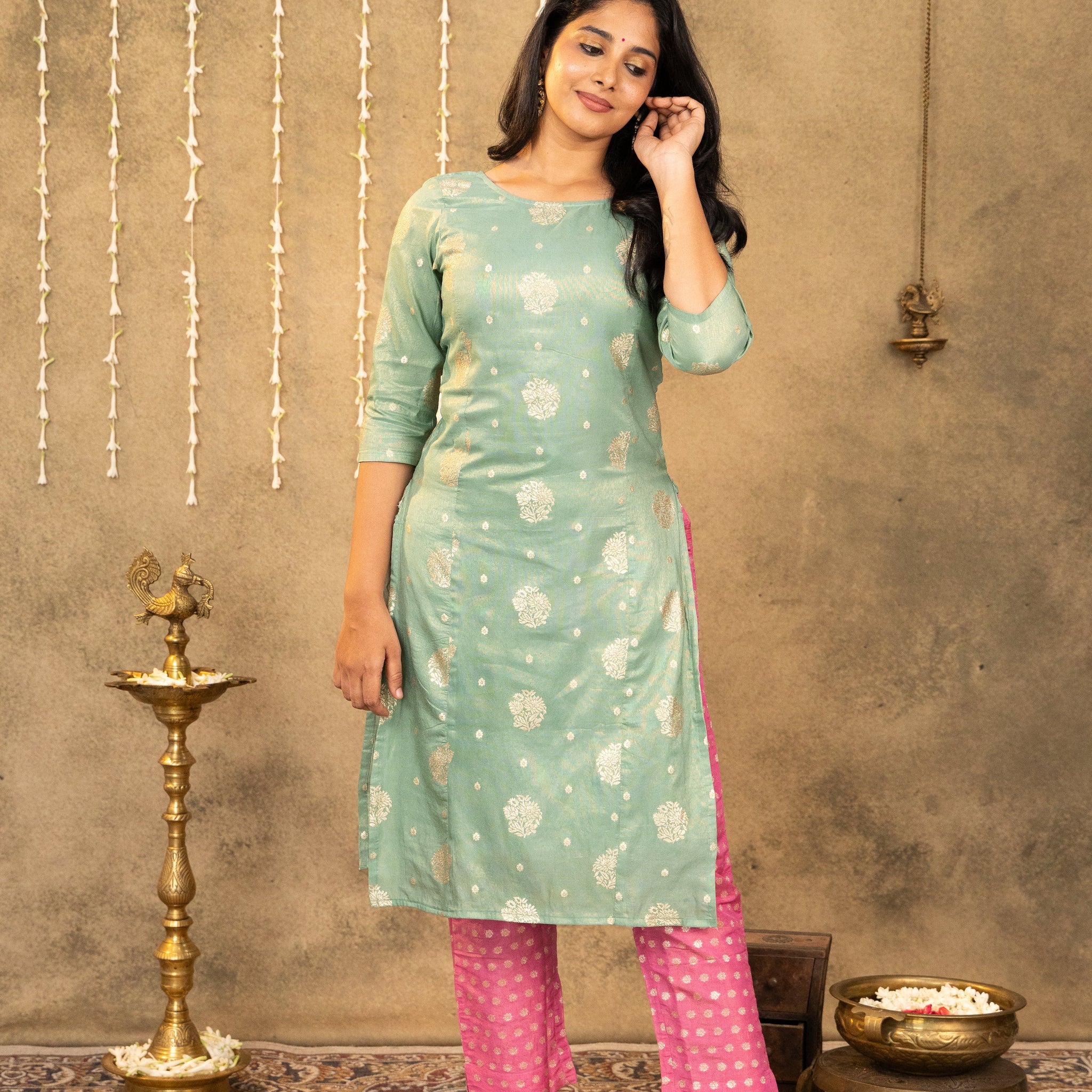 Sakshi - Blue