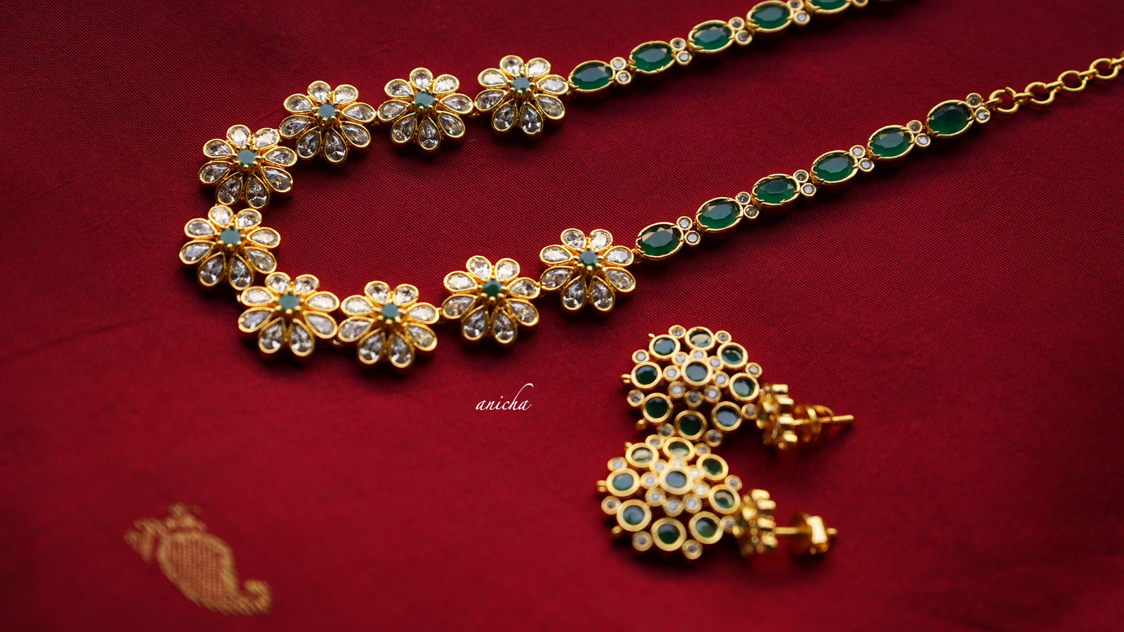 Flower stone necklace set - Emerald