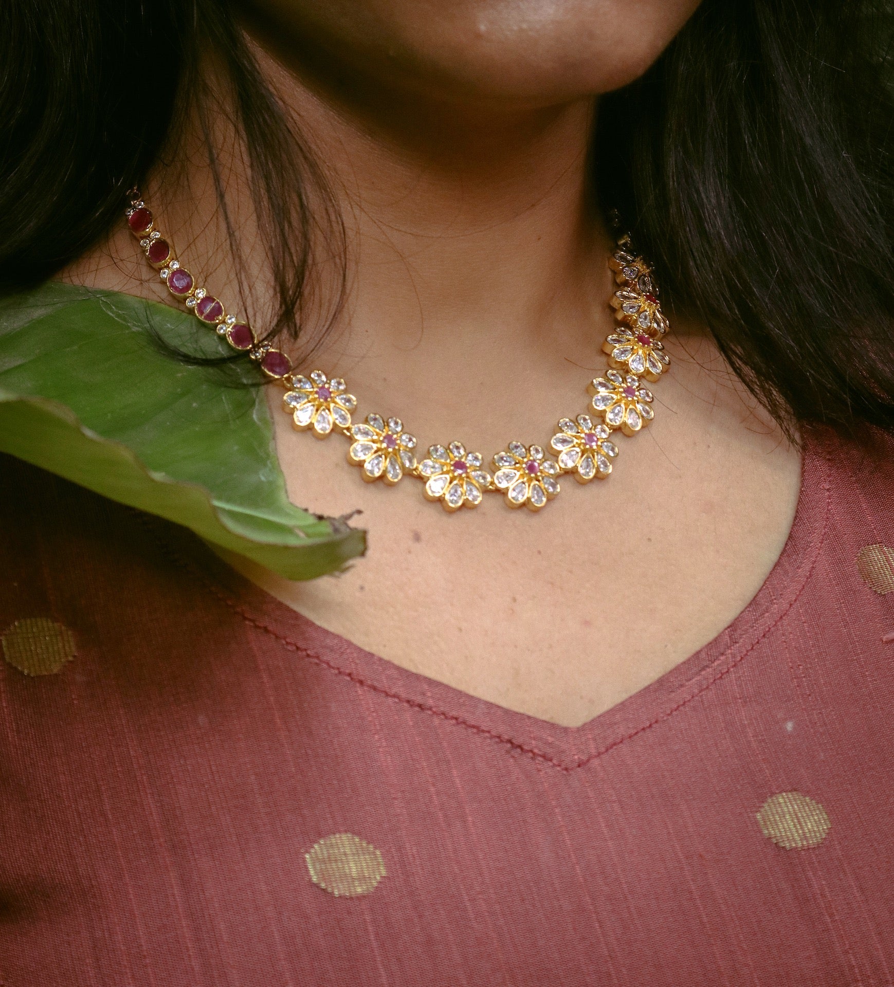 Flower stone necklace set - Ruby