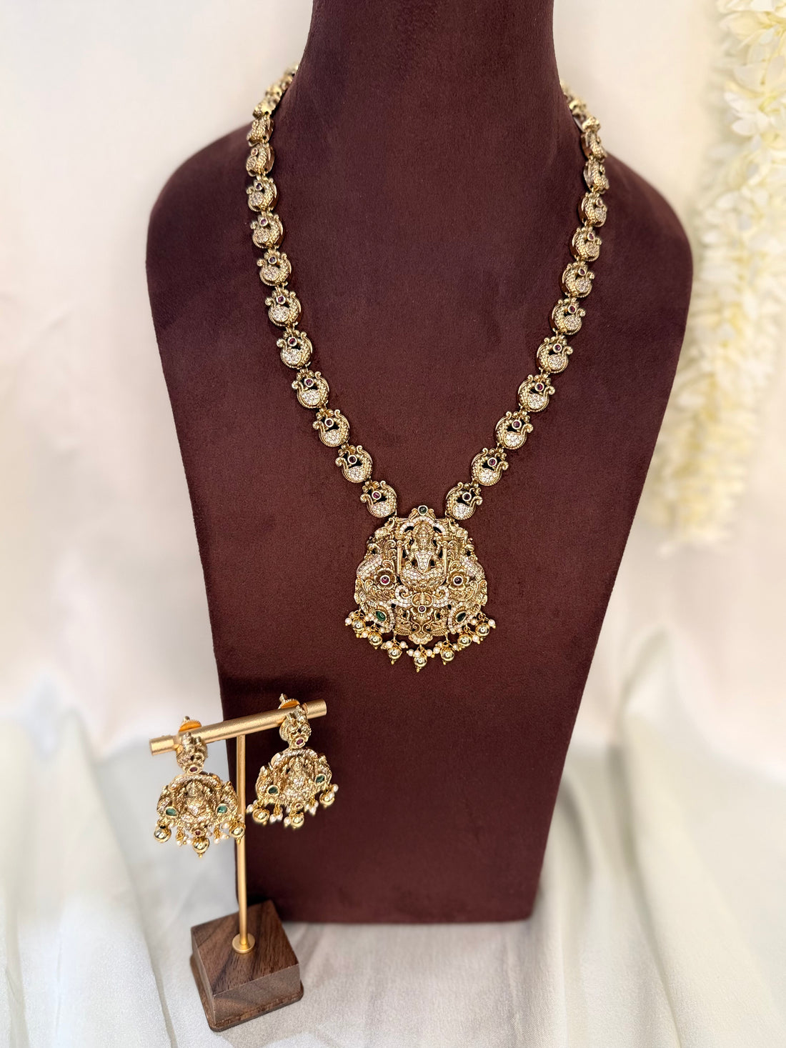 IM-Lakshmi Temple Haram Set