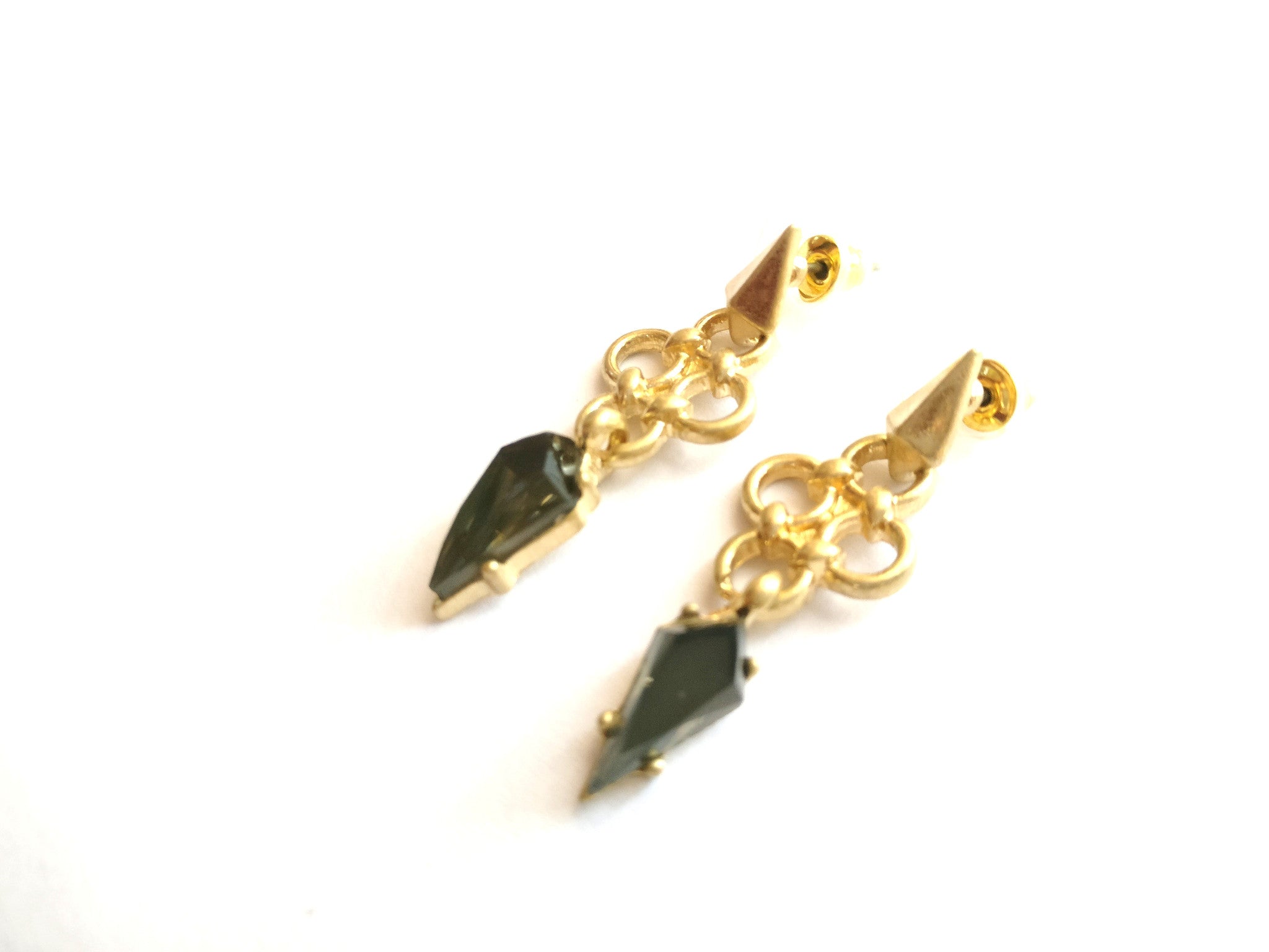 Small gold arrow drop earrings