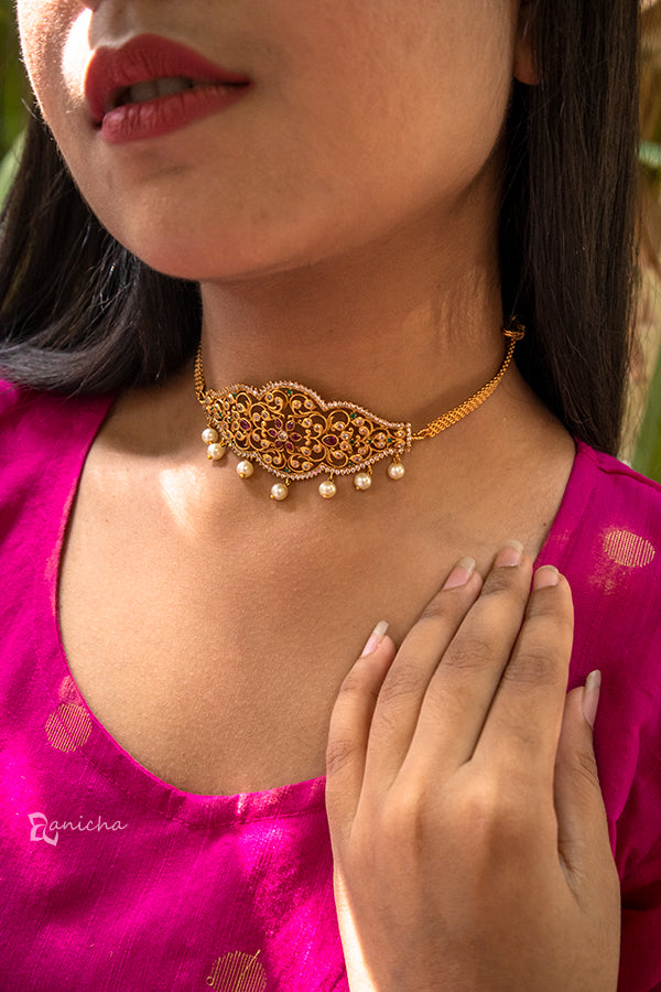 Matte ruby flower choker